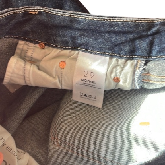 MOTHER Jeans Looker Ankle Fray in Girl Crush - Picture 5 of 10